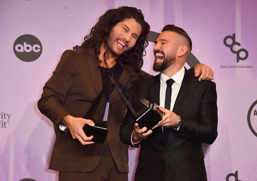 2022 American Music Awards - Press Room